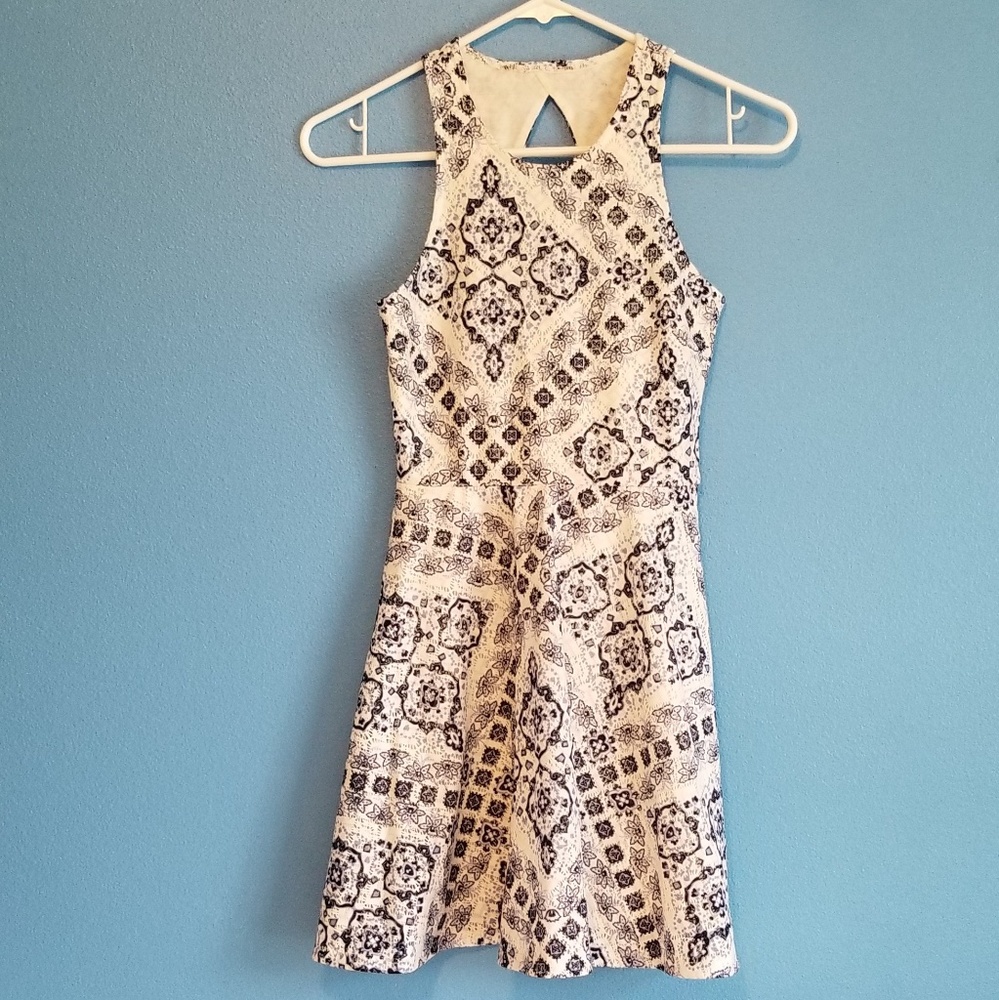 Aeropostale Blue and White Floral Dress